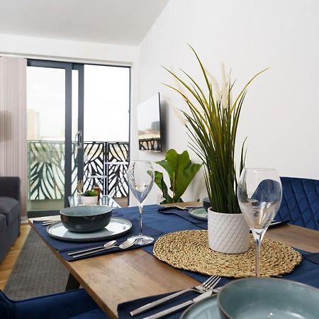 Апартаменты 1 Bed Flat Near Canary Wharf, O2 Лондон Экстерьер фото