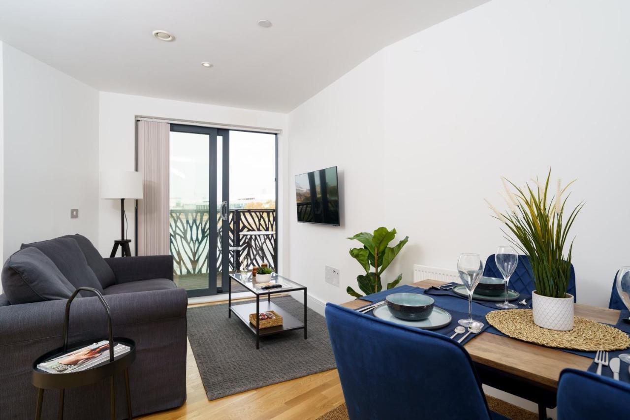 Апартаменты 1 Bed Flat Near Canary Wharf, O2 Лондон Экстерьер фото